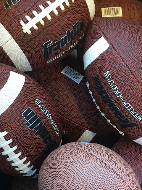 拉齐奥球迷抗议俱乐部导致球场空荡荡，洛蒂托：我不接受威胁