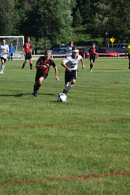 太疯了！费内巴切0-2落后3-2翻盘，瓦尔加斯MVP杀疯了